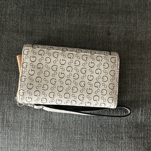 Guess Wristlet - Picture 3 of 3